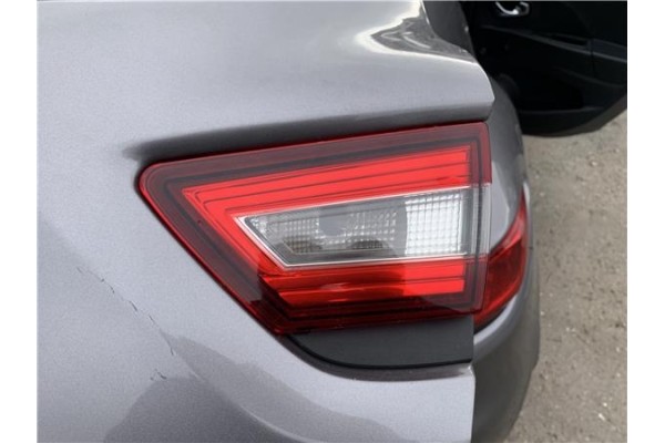 Recambio de piloto porton trasero derecho para renault clio iv 1.5 business referencia OEM IAM 265502631R  