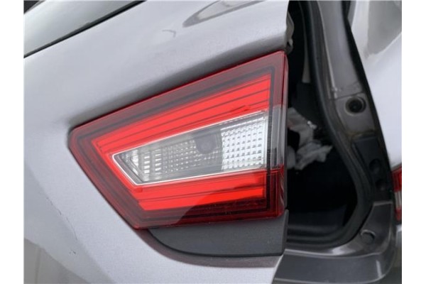 Recambio de piloto porton trasero derecho para renault clio iv 1.5 business referencia OEM IAM 265502631R  