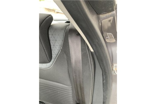 Recambio de cinturon seguridad trasero izquierdo para renault clio iv 1.5 business referencia OEM IAM 888404130R  