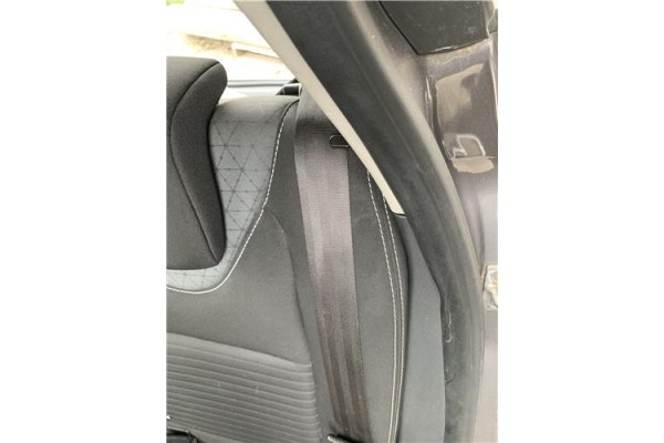 Recambio de cinturon seguridad trasero izquierdo para renault clio iv 1.5 business referencia OEM IAM 888404130R  