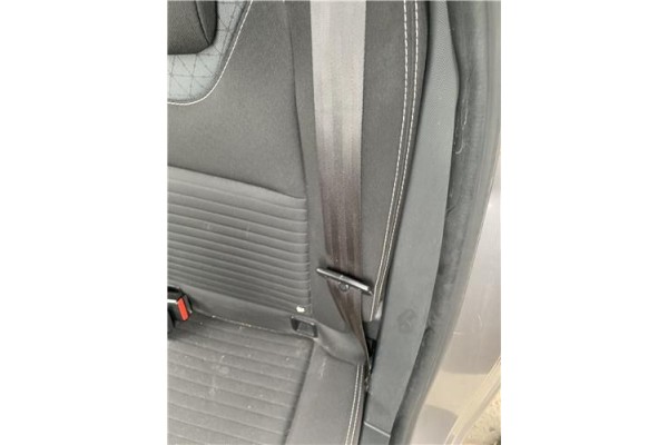 Recambio de cinturon seguridad trasero izquierdo para renault clio iv 1.5 business referencia OEM IAM 888404130R  