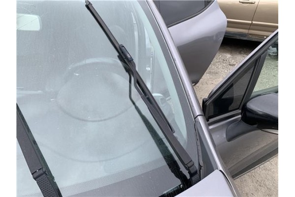 Recambio de brazo limpiaparabrisas delantero izquierdo para renault clio iv 1.5 business referencia OEM IAM 288816122R  