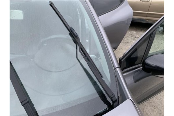 Recambio de brazo limpiaparabrisas delantero izquierdo para renault clio iv 1.5 business referencia OEM IAM 288816122R  