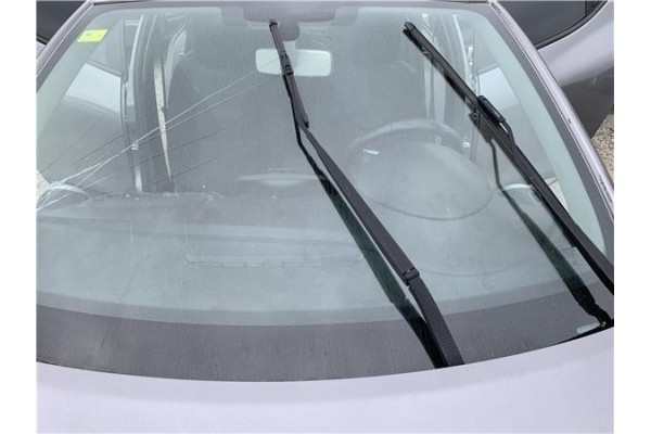 Recambio de brazo limpiaparabrisas delantero derecho para renault clio iv 1.5 business referencia OEM IAM 288810421R 288869893R 