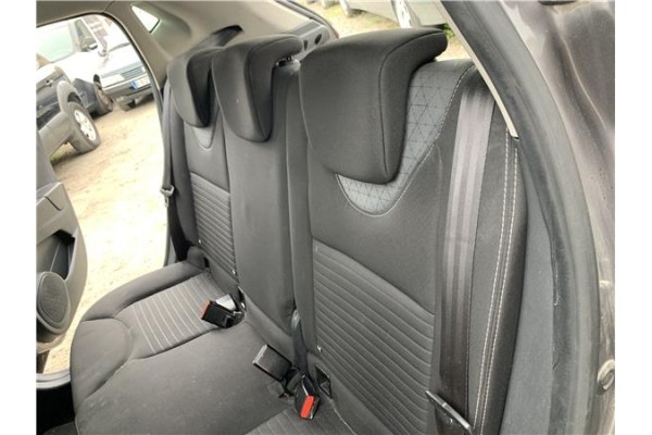 Recambio de asientos traseros para renault clio iv 1.5 business referencia OEM IAM   
