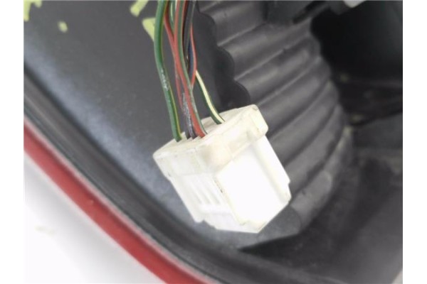 Recambio de piloto trasero izquierdo para nissan primera berlina (p12) 2.0 acenta referencia OEM IAM 89024270  