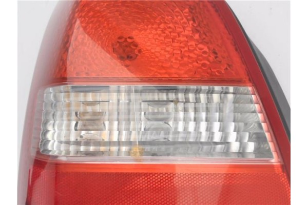 Recambio de piloto trasero izquierdo para nissan primera berlina (p12) 2.0 acenta referencia OEM IAM 89024270  