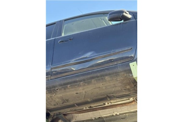 Recambio de puerta delantero derecha para nissan note (e11e) 1.5 dci referencia OEM IAM   