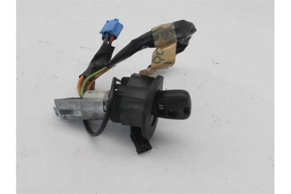 Recambio de llave para peugeot 206 1.4 hdi eco 70 referencia OEM IAM 0501533  