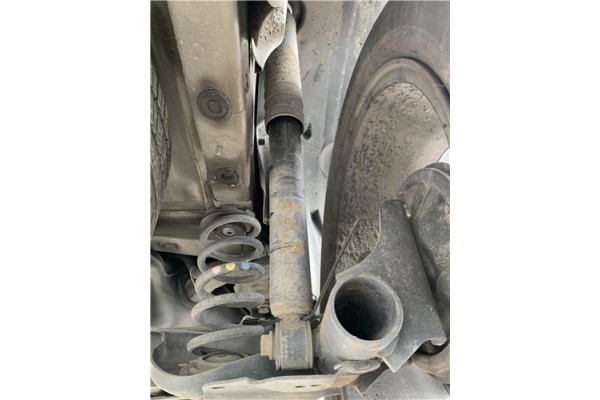 Recambio de amortiguador trasero derecho para renault clio iv 1.5 business referencia OEM IAM 562102490R  