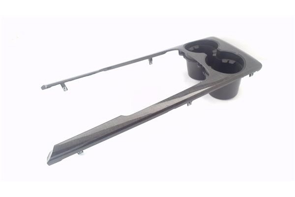 Recambio de embellecedor consola central para kia sorento (bl) 2.5 crdi referencia OEM IAM 846303E5308Y  