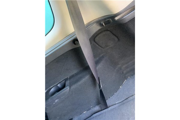 Recambio de cinturon 3ª fila derecho para renault grand scénic iii (jz0/1_) 1.5 dci referencia OEM IAM 898400001R  
