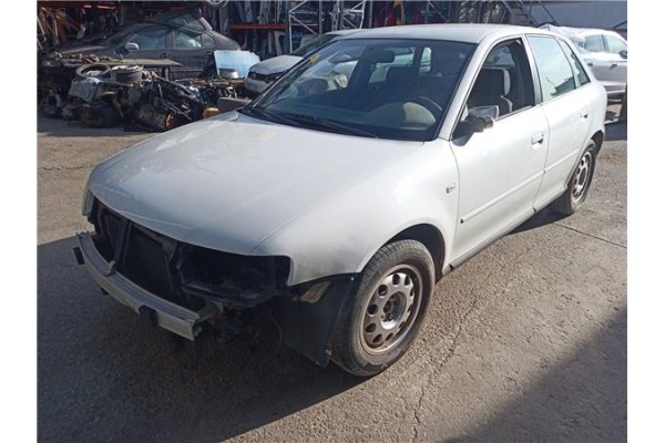 audi a3 (8l) del año 1990
