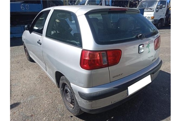 seat ibiza (6k1) del año 2001
