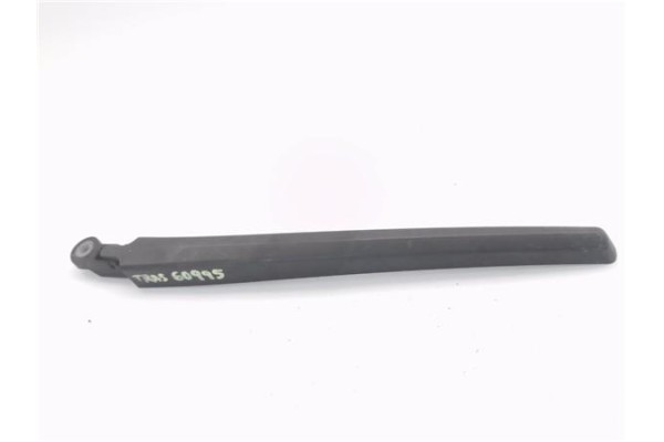 Recambio de brazo limpiaparabrisas trasero para seat leon (1p1) 1.9 tdi referencia OEM IAM 5P5955707A  