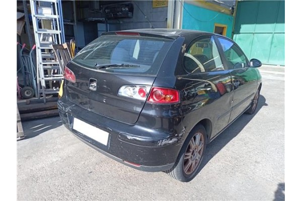 seat ibiza (6l1) del año 2003