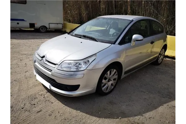 citroen c4 berlina del año 2006