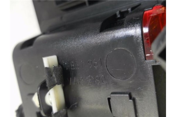 Recambio de cenicero para volkswagen golf v (1k1) 1.9 tdi referencia OEM IAM 1K0857961  