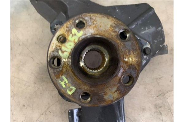 Recambio de mangueta delantero izquierda para peugeot expert (224) 2.0 hdi referencia OEM IAM   