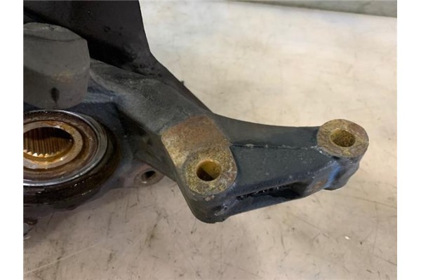 Recambio de mangueta delantero izquierda para peugeot expert (224) 2.0 hdi referencia OEM IAM   