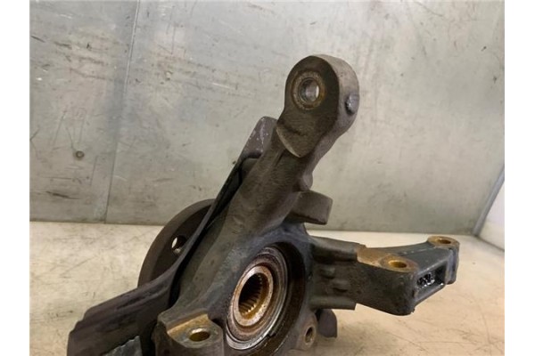 Recambio de mangueta delantero izquierda para peugeot expert (224) 2.0 hdi referencia OEM IAM   