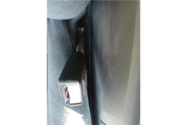 Recambio de anclaje cinturon delantero izquierdo para ford focus c-max 1.8 tdci referencia OEM IAM   