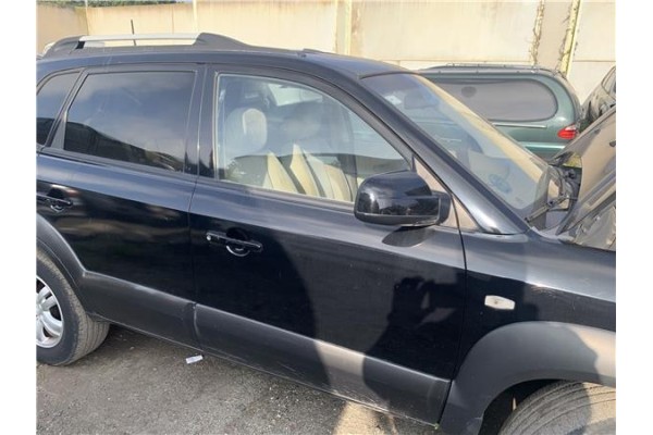 Recambio de puerta delantero derecha para hyundai tucson (jm) 2.0 referencia OEM IAM 760042E020  