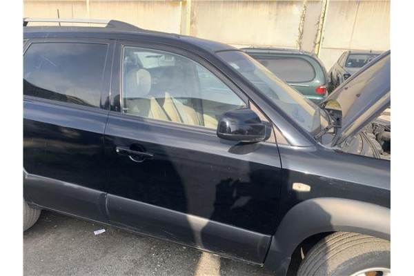 Recambio de puerta delantero derecha para hyundai tucson (jm) 2.0 referencia OEM IAM 760042E020  