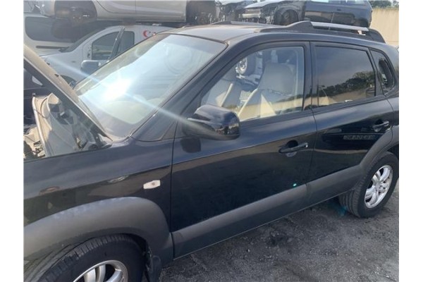 Recambio de puerta delantero izquierda para hyundai tucson (jm) 2.0 referencia OEM IAM 760032E020  