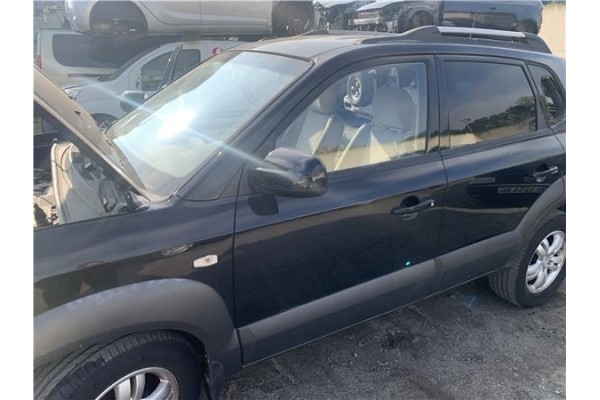 Recambio de puerta delantero izquierda para hyundai tucson (jm) 2.0 referencia OEM IAM 760032E020  