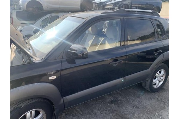Recambio de puerta delantero izquierda para hyundai tucson (jm) 2.0 referencia OEM IAM 760032E020  