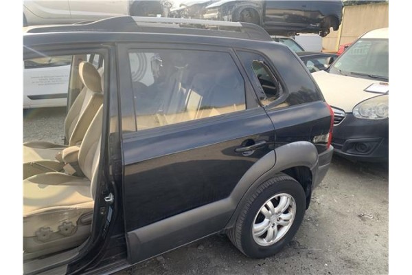 Recambio de puerta trasero izquierda para hyundai tucson (jm) 2.0 referencia OEM IAM 770032E020  