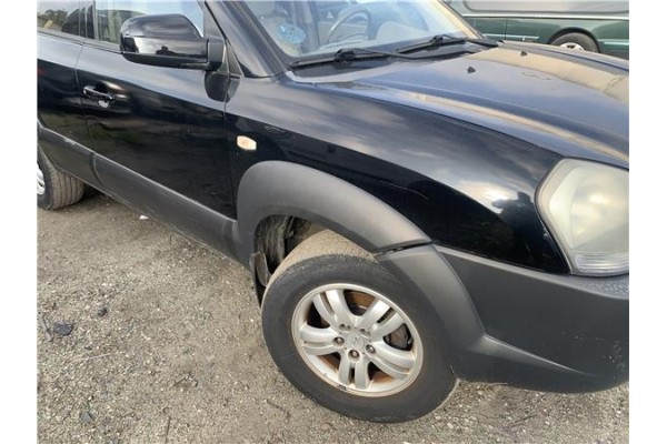 Recambio de aleta delantero derecha para hyundai tucson (jm) 2.0 referencia OEM IAM 663212E130  