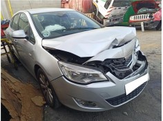 opel astra j del año 2011