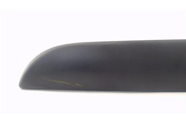 Recambio de moldura porton trasero para citroen xsara picasso 2.0 hdi referencia OEM IAM 9635595877E  