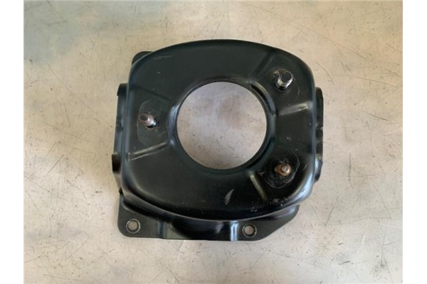 Recambio de soporte rueda repuesto para suzuki grand vitara 3 puertas (sq/gt) 2.0 td dlx referencia OEM IAM 8396165D00  