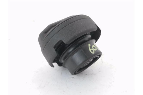 Recambio de tapon combustible para volkswagen polo iv (9n1) 1.4 tdi referencia OEM IAM 107201551FG  