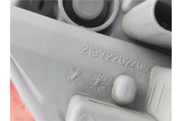 Recambio de piloto trasero derecho para audi a4 avant (8k5) 2.0 básico referencia OEM IAM 2197220204  