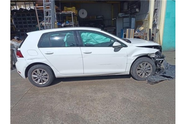 VOLKSWAGEN GOLF VII BERLINA (BQ1/BE2)