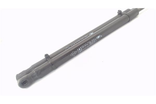Recambio de amortiguador porton para dacia sandero i 1.4 referencia OEM IAM 8200735264  