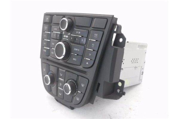 Recambio de autoradio para opel astra j 1.7 cdti referencia OEM IAM 13334053  