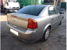 opel vectra c berlina del año 2003