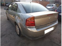 opel vectra c berlina del año 2003