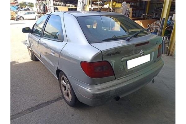 citroen xsara berlina del año 2002