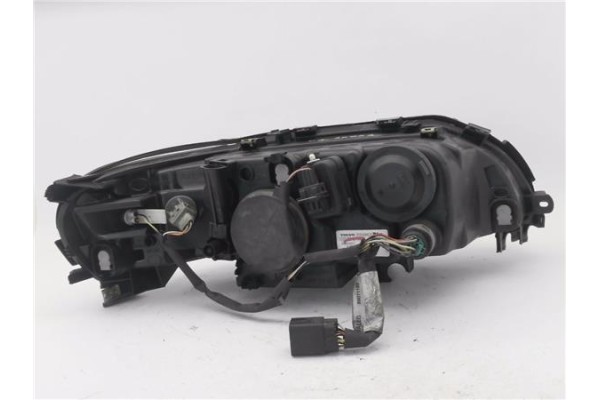 Recambio de faro delantero izquierdo para volvo s60 berlina 2.4 d5 referencia OEM IAM 30698825 89900257 