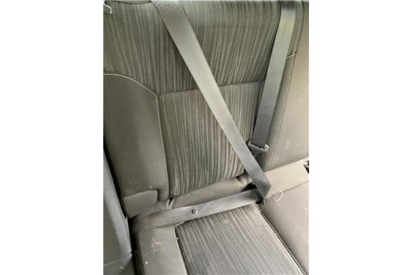 Recambio de cinturon seguridad trasero derecho para opel astra j 1.7 cdti referencia OEM IAM 13299303 13380211 