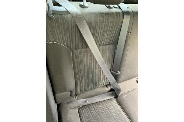 Recambio de cinturon seguridad trasero derecho para opel astra j 1.7 cdti referencia OEM IAM 13299303 13380211 