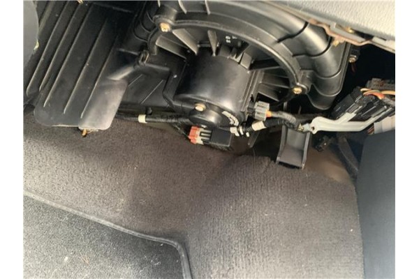 Recambio de motor calefaccion para kia sportage (km) 2.0 crdi referencia OEM IAM 971132E200 9,71E+305 