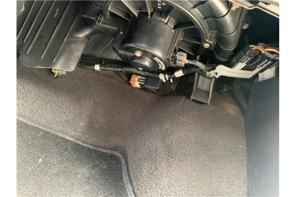 Recambio de motor calefaccion para kia sportage (km) 2.0 crdi referencia OEM IAM 971132E200 9,71E+305 