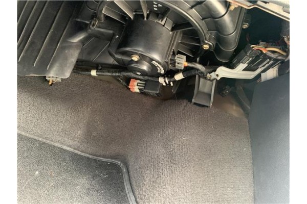 Recambio de motor calefaccion para kia sportage (km) 2.0 crdi referencia OEM IAM 971132E200 9,71E+305 